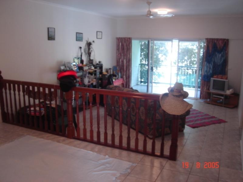 7b/10 Island Drive, Cannonvale QLD 4802