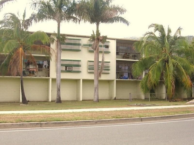2/167 Shute Harbour Road, Cannonvale QLD 4802