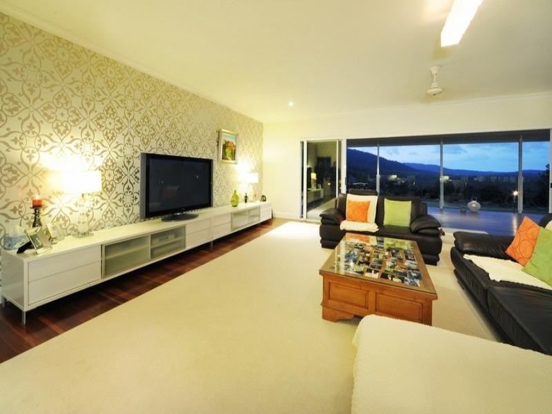 71 Moon Crescent, Sugarloaf QLD 4800