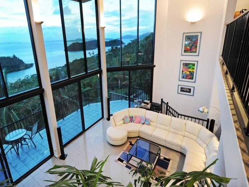 6 Neerim Crescent, Shute Harbour QLD 4802