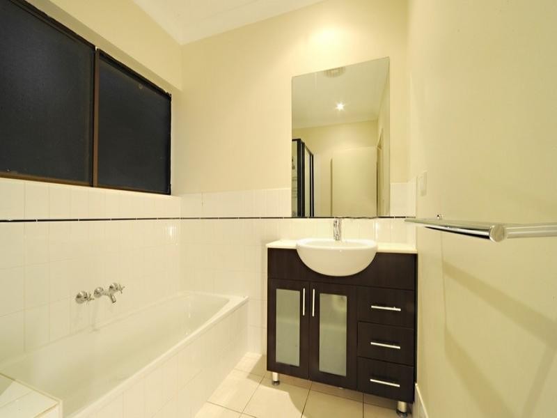 118/4 Eshelby Drive, Cannonvale QLD 4802