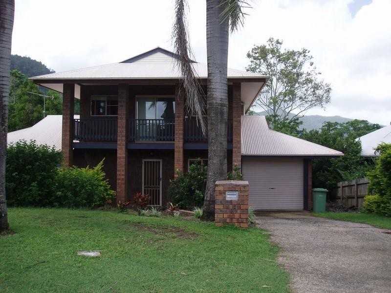 16 Panoramic Court, Cannonvale QLD 4802