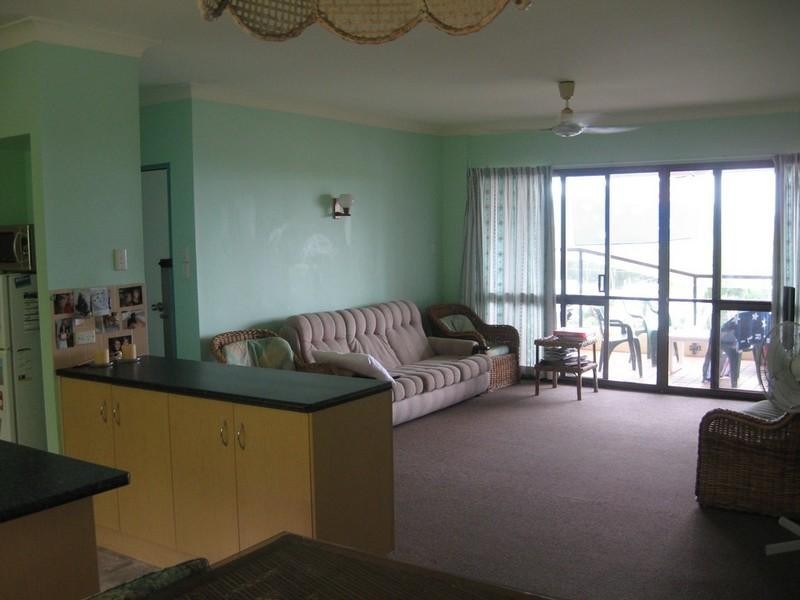 26/2 Eshelby Drive, Cannonvale QLD 4802