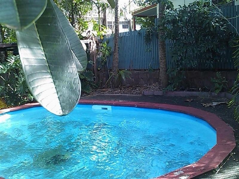 14 Beach Road, Cannonvale QLD 4802