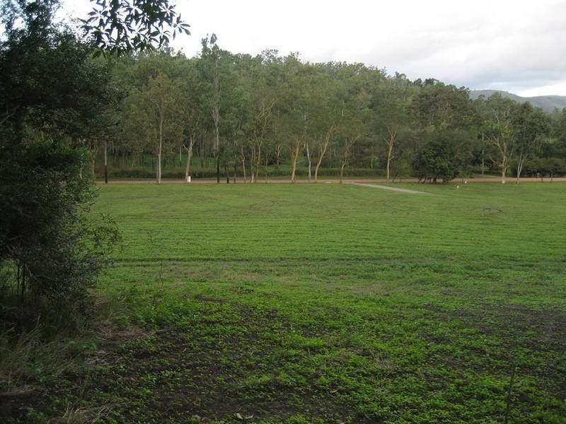 461 Sugarloaf Road, Sugarloaf QLD 4800
