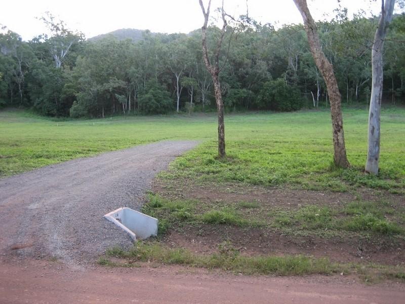 461 Sugarloaf Road, Sugarloaf QLD 4800