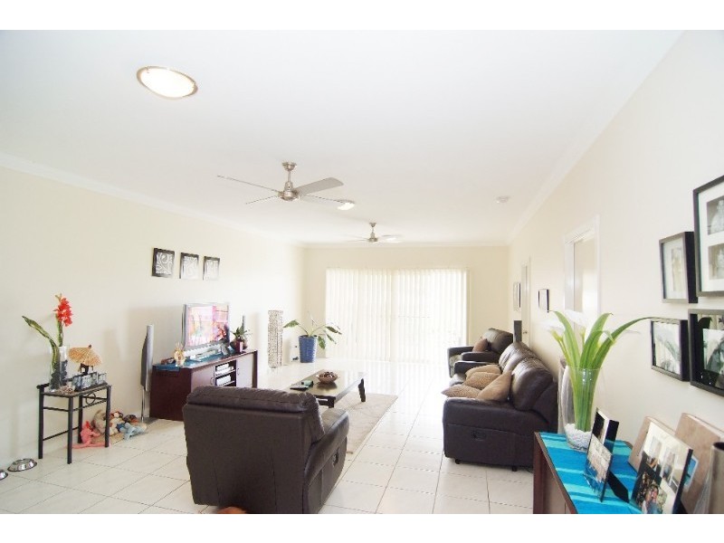 63/21 Shute Harbour Road, Cannonvale QLD 4802