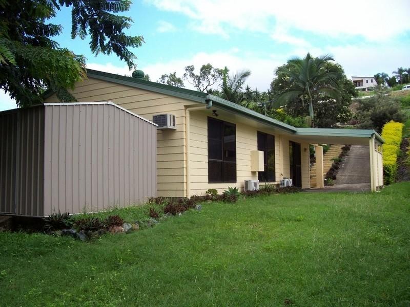 26 South Molle Boulevard, Cannonvale QLD 4802