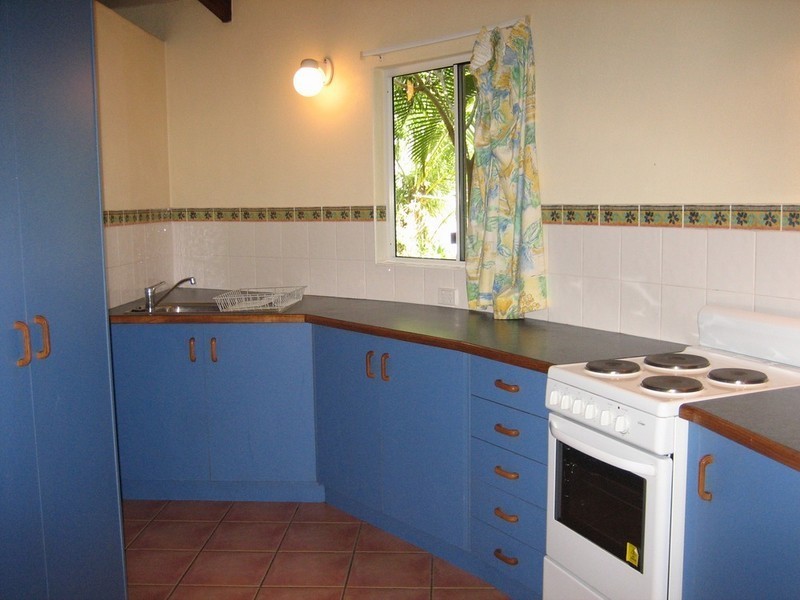 9/36a Stewart Drive, Cannonvale QLD 4802