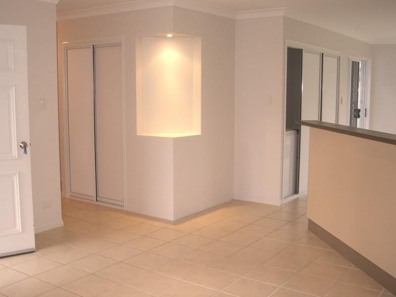 2/20 Banksia Court, Cannonvale QLD 4802