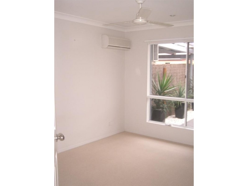 2/20 Banksia Court, Cannonvale QLD 4802