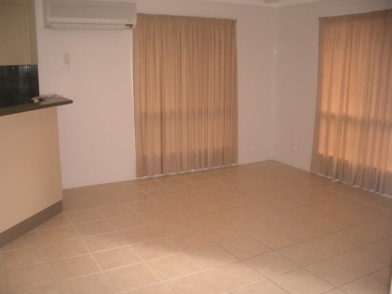 2/20 Banksia Court, Cannonvale QLD 4802