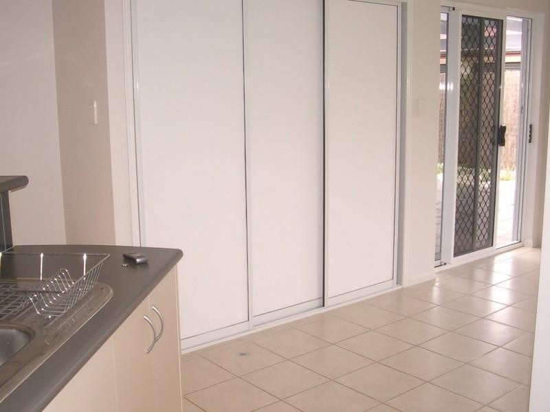 2/20 Banksia Court, Cannonvale QLD 4802