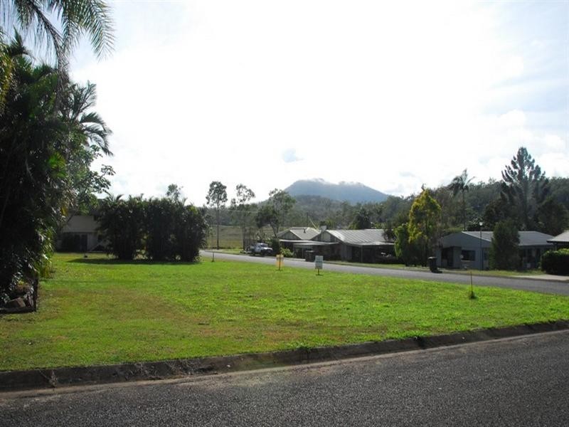 9 O’hanlon Crescent, Mount Julian QLD 4800