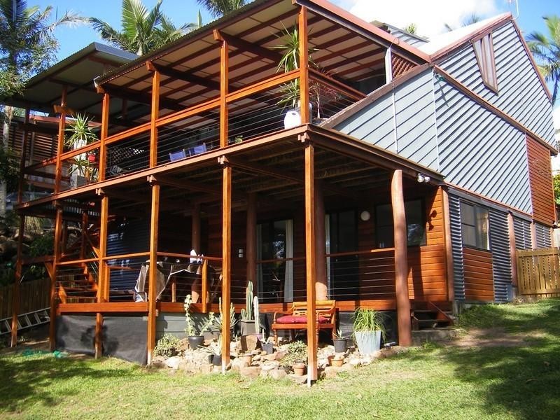 6 Wambiri Street, Cannonvale QLD 4802