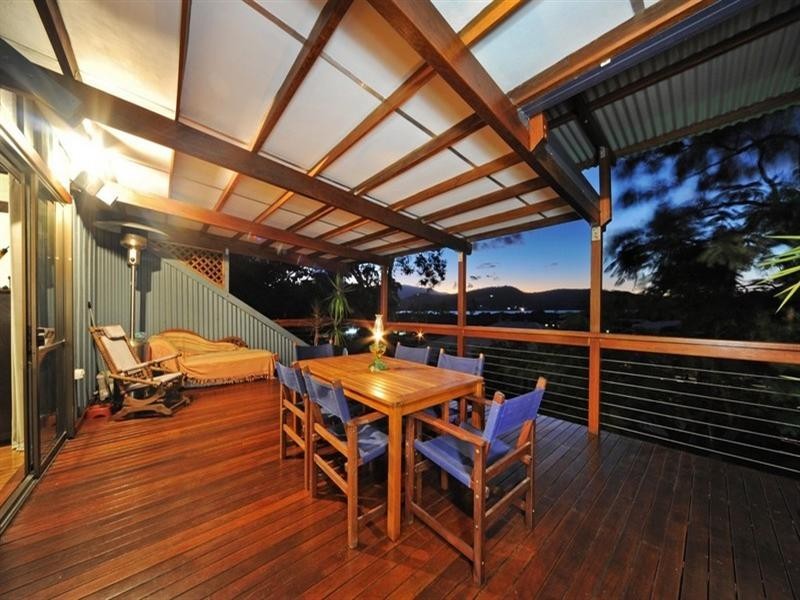 6 Wambiri Street, Cannonvale QLD 4802