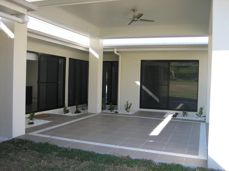 291 Parker Road, Cannonvale QLD 4802