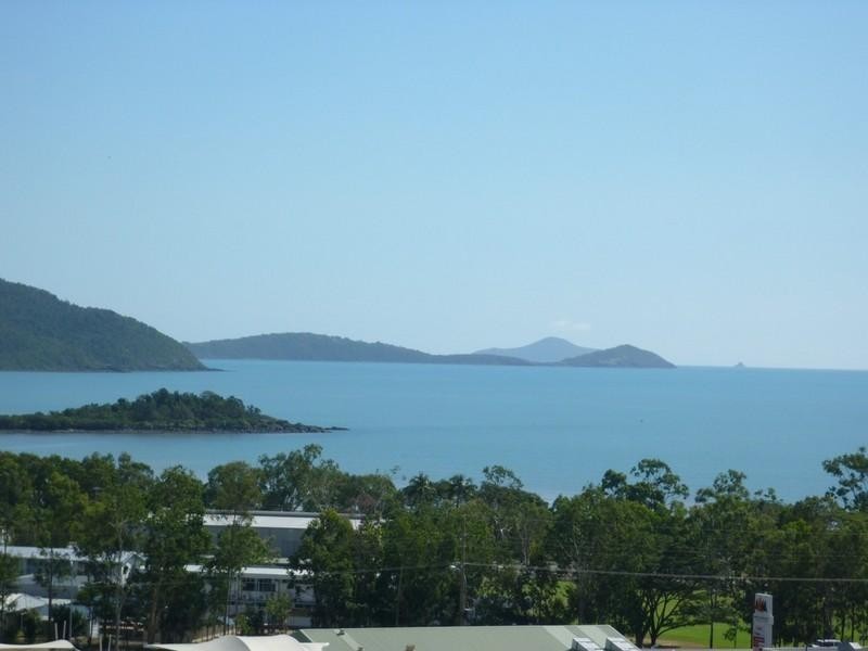 129/4 Eshelby Drive, Cannonvale QLD 4802