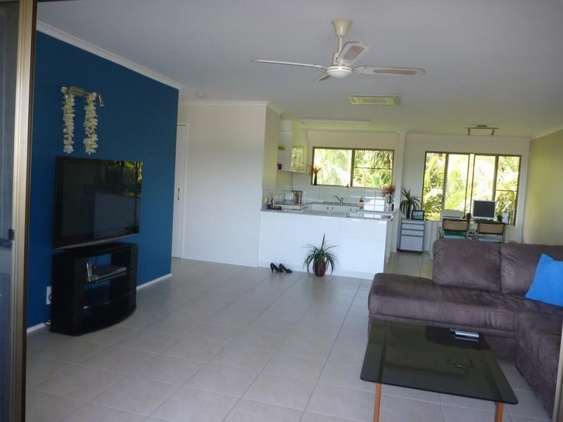 129/4 Eshelby Drive, Cannonvale QLD 4802
