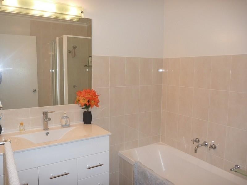 129/4 Eshelby Drive, Cannonvale QLD 4802