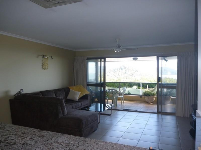 129/4 Eshelby Drive, Cannonvale QLD 4802