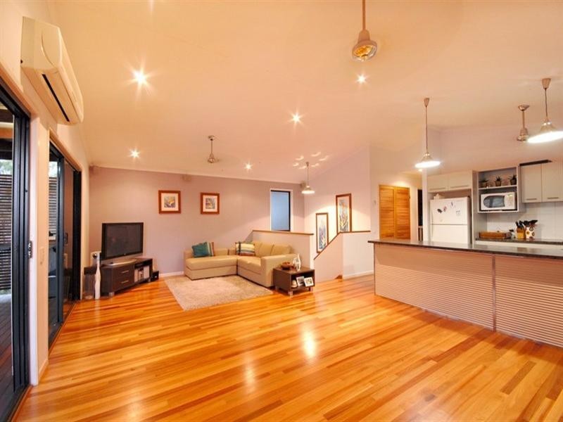 21 Daydream Court, Cannonvale QLD 4802