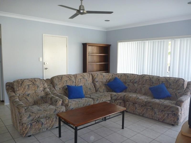 26/24 Pandanus Drive, Cannonvale QLD 4802