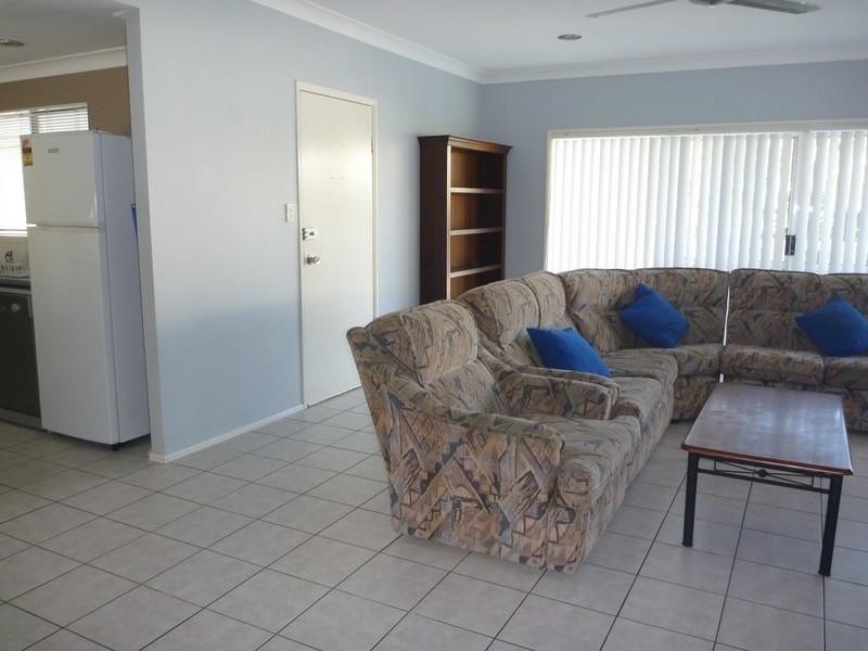 26/24 Pandanus Drive, Cannonvale QLD 4802