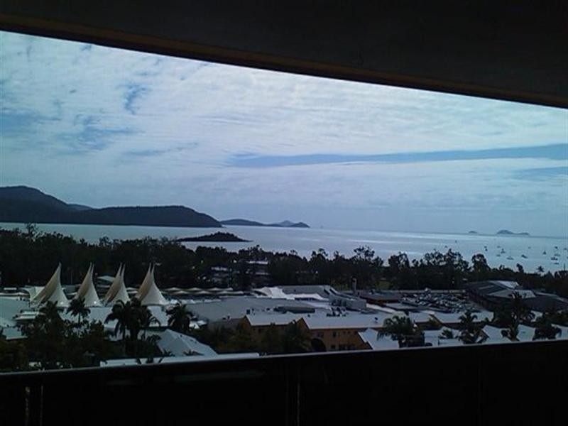 123/3 Eshelby Drive, Cannonvale QLD 4802