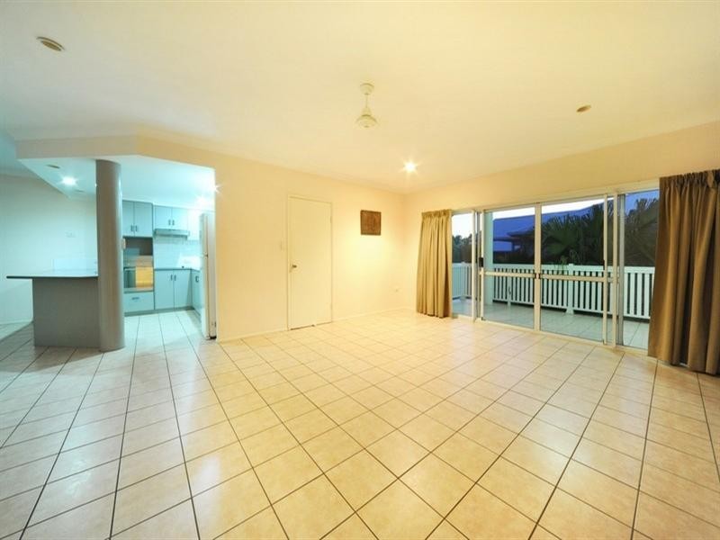 12/24 Pandanus Drive, Cannonvale QLD 4802