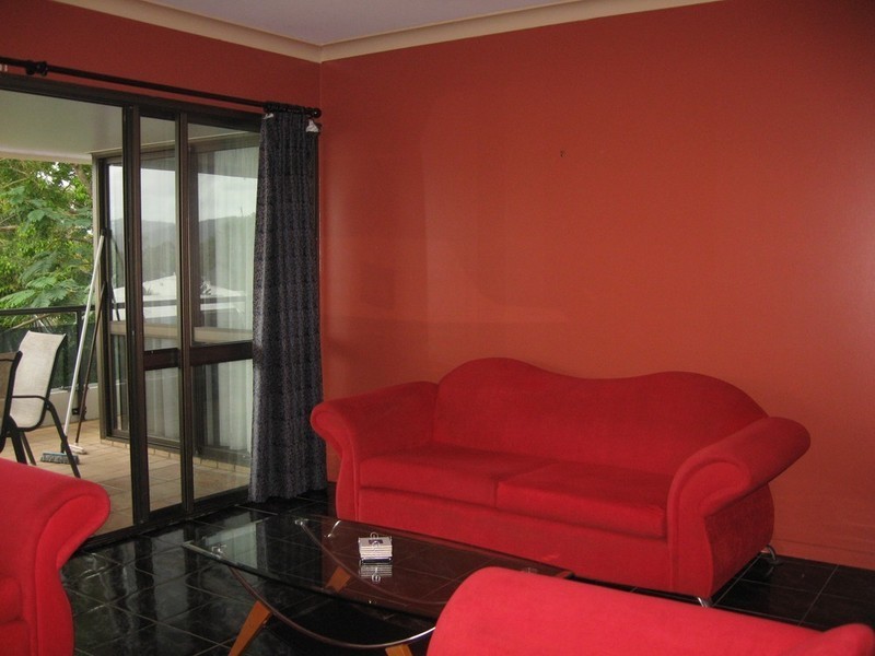 8/2 Eshelby Drive, Cannonvale QLD 4802