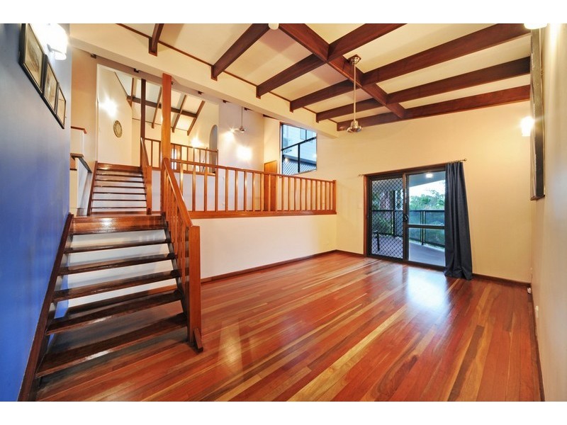 7 Kara Crescent, Airlie Beach QLD 4802