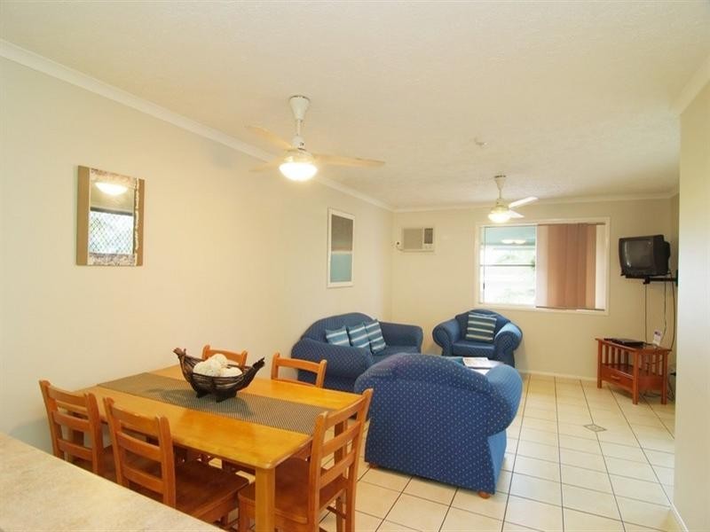 8/22 Airlie Crescent, Airlie Beach QLD 4802