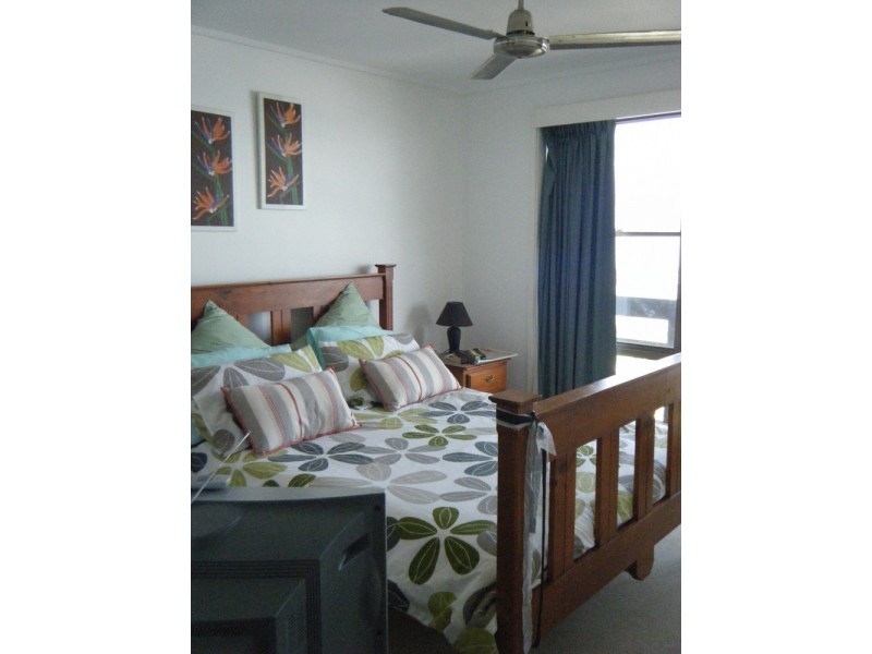 11/2 Lewis Street, Airlie Beach QLD 4802