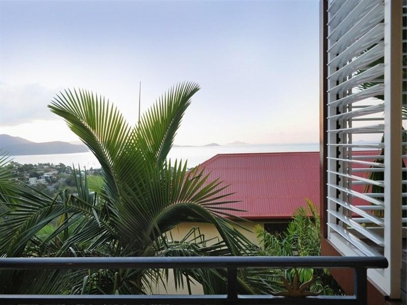 14/16 Golden Orchid Drive, Airlie Beach QLD 4802