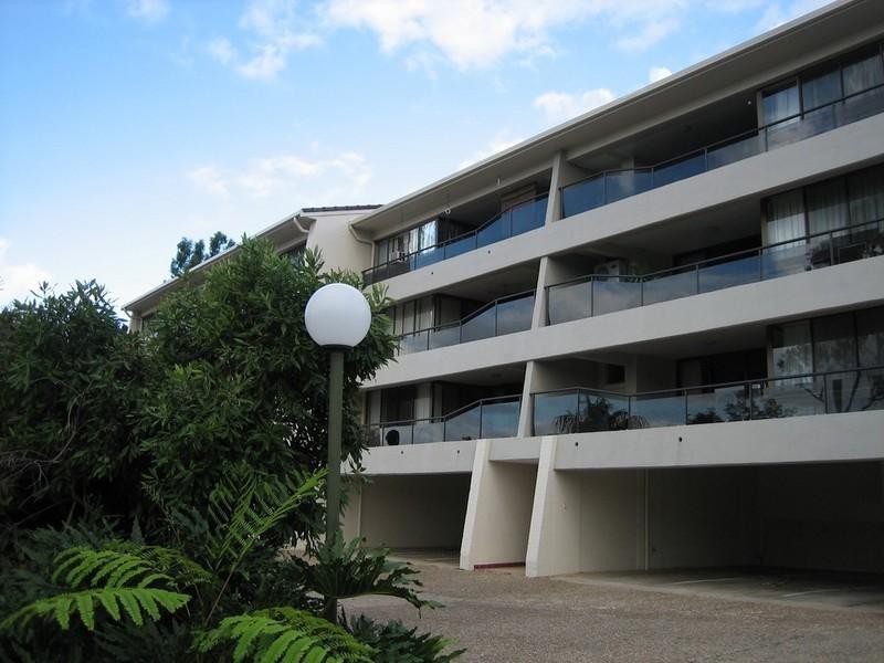 106/2 Eshelby Drive, Cannonvale QLD 4802