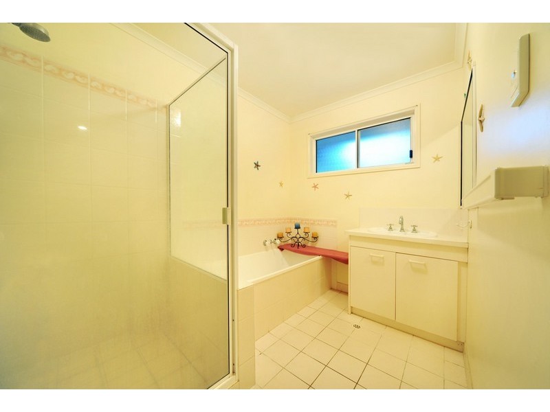 37 South Molle Boulevard, Cannonvale QLD 4802