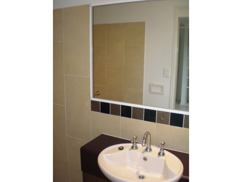 1/82 Country Road, Cannonvale QLD 4802