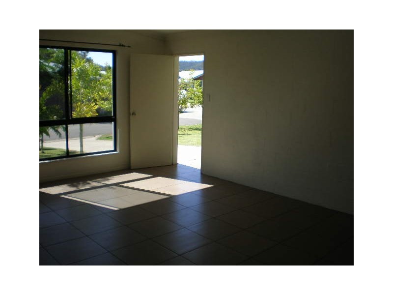 48 Banksia Court, Cannonvale QLD 4802