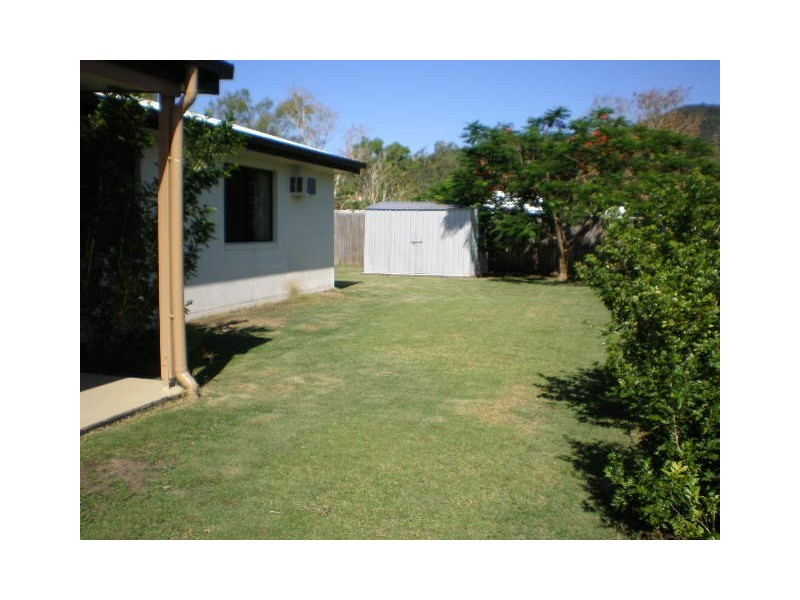 48 Banksia Court, Cannonvale QLD 4802