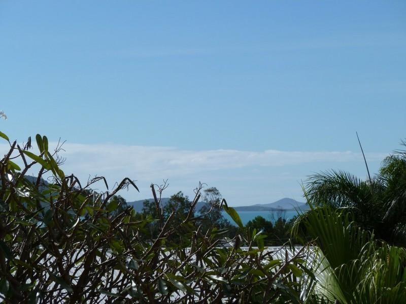 10/2 Eshelby Drive, Cannonvale QLD 4802