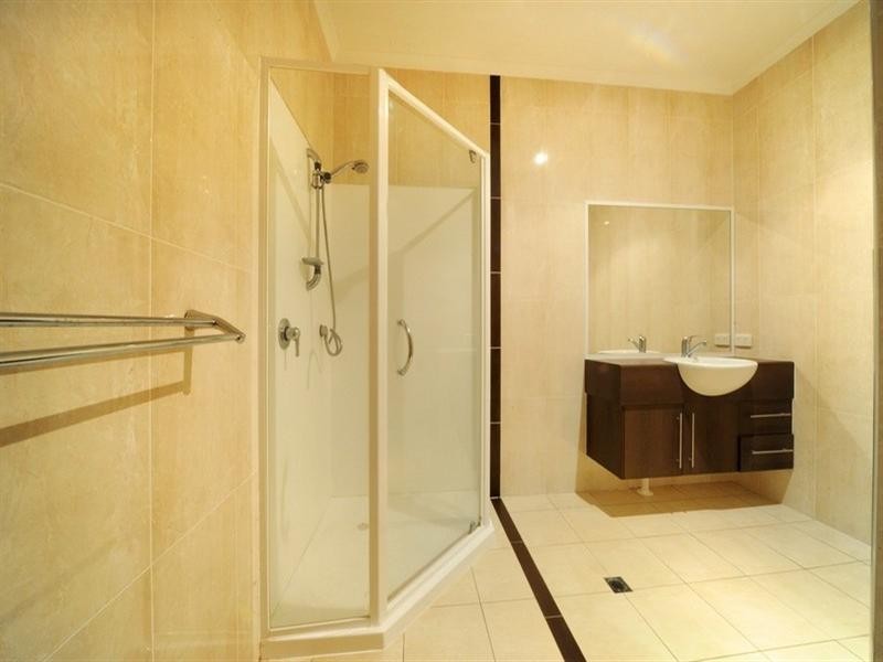 2/6 Salmon Street, Cannonvale QLD 4802