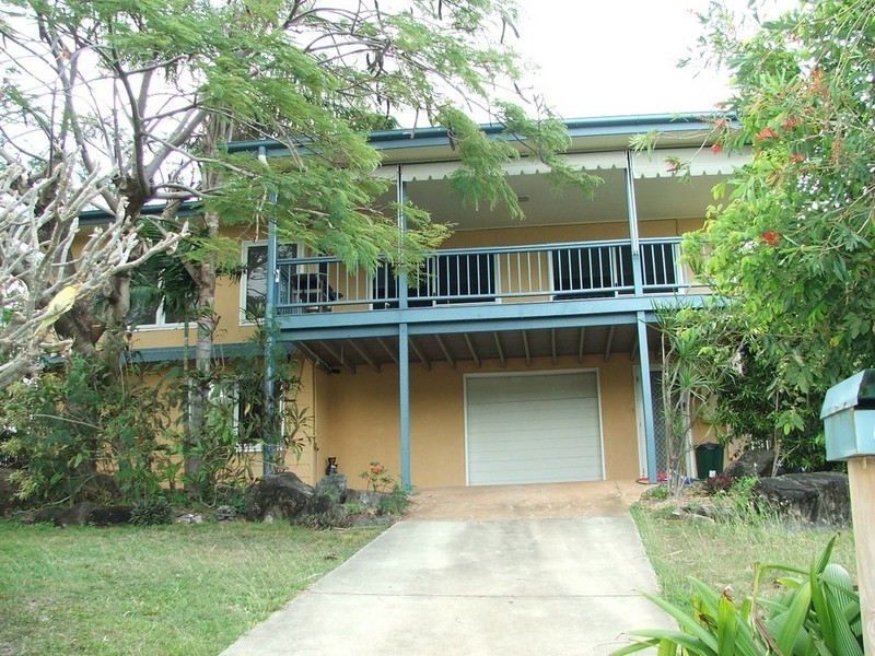 6 Simmons Street, Airlie Beach QLD 4802