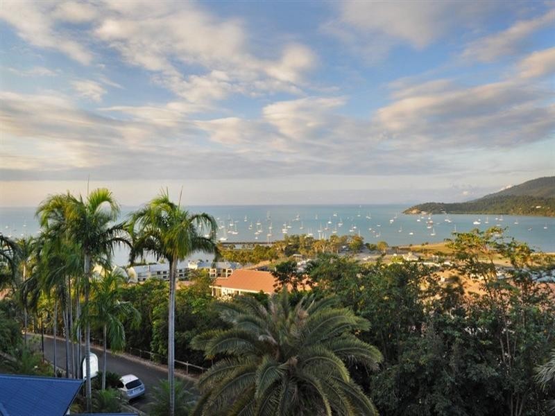 13/18 Golden Orchid Drive, Airlie Beach QLD 4802