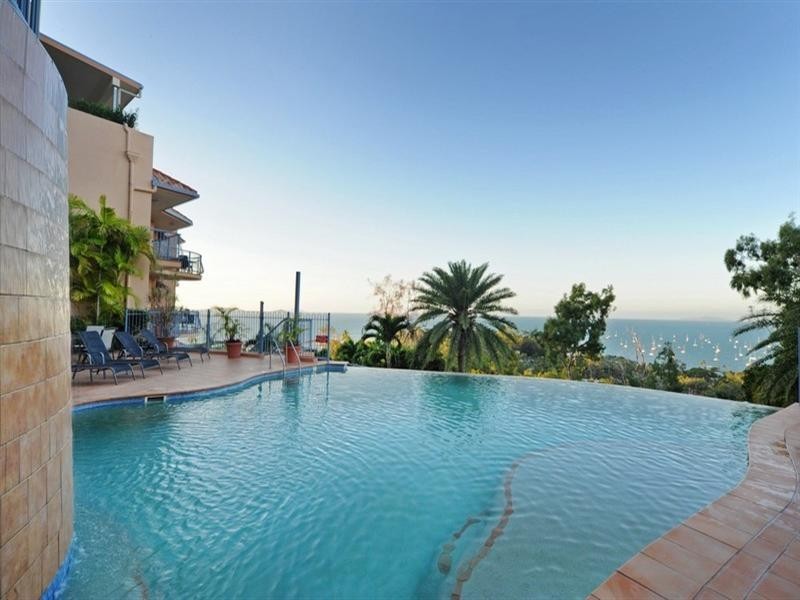 12/2 Nara Avenue, Airlie Beach QLD 4802