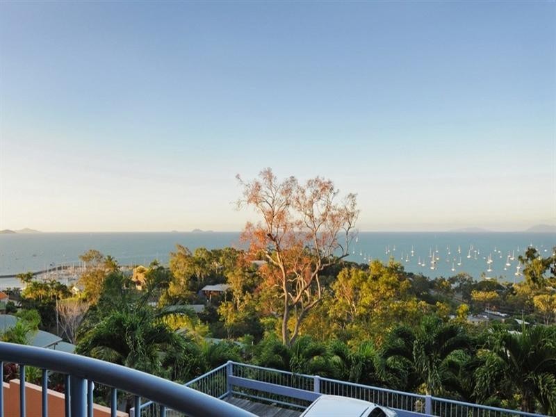 12/2 Nara Avenue, Airlie Beach QLD 4802