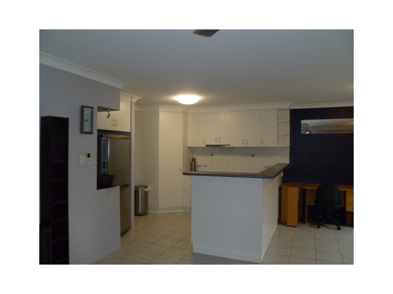 1/14 Banksia Court, Cannonvale QLD 4802