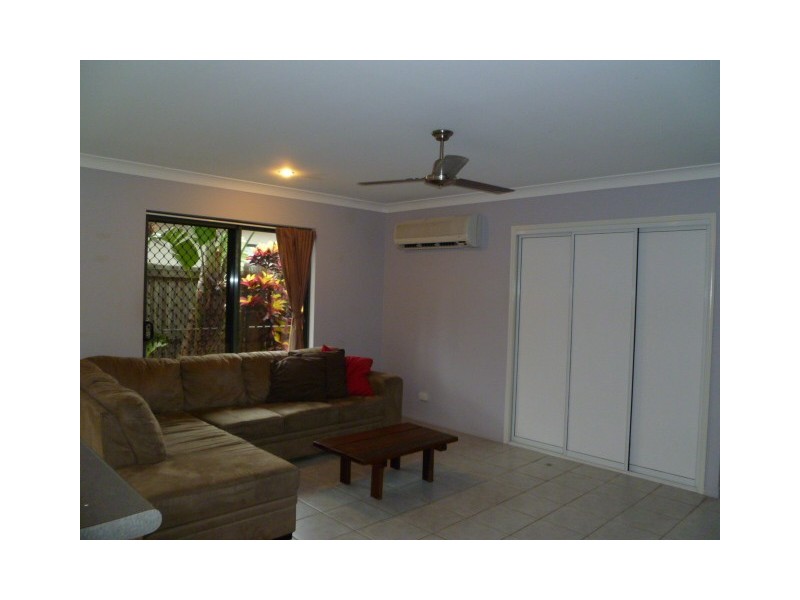 1/14 Banksia Court, Cannonvale QLD 4802