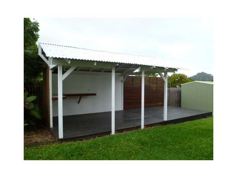 1/14 Banksia Court, Cannonvale QLD 4802