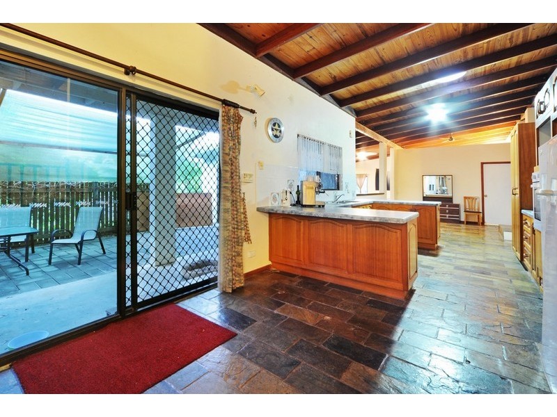 3 Jones Road, Cannonvale QLD 4802